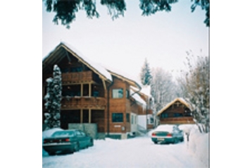 Rumanía Privát Poiana Braşov, Exterior